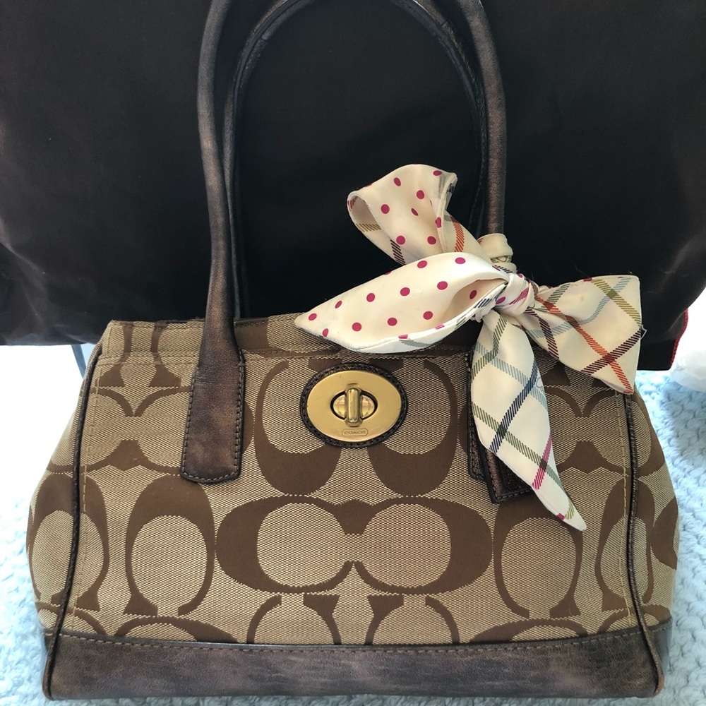 Coach Signature Hampton Madeline Satchel w/ Scarf - Picture 1 of 8